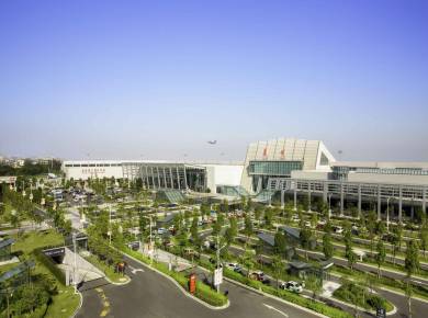 تطبيقات الألواح الفولاذية في مطار جينجيانغ الدولي